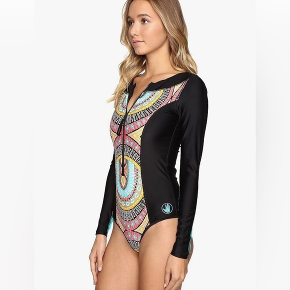NWT Body Glove Long Sleeve One-piece Swimsuit - Picture 2 of 9